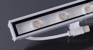 光臣照明打造城市中的“夜巴黎” 絕招在于LED線條燈！