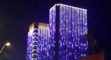 好方案配好燈具 八段外控線條燈效果非常好