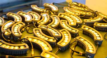 勢不可擋 光臣照明一周內(nèi)完成上萬個(gè)LED瓦楞燈