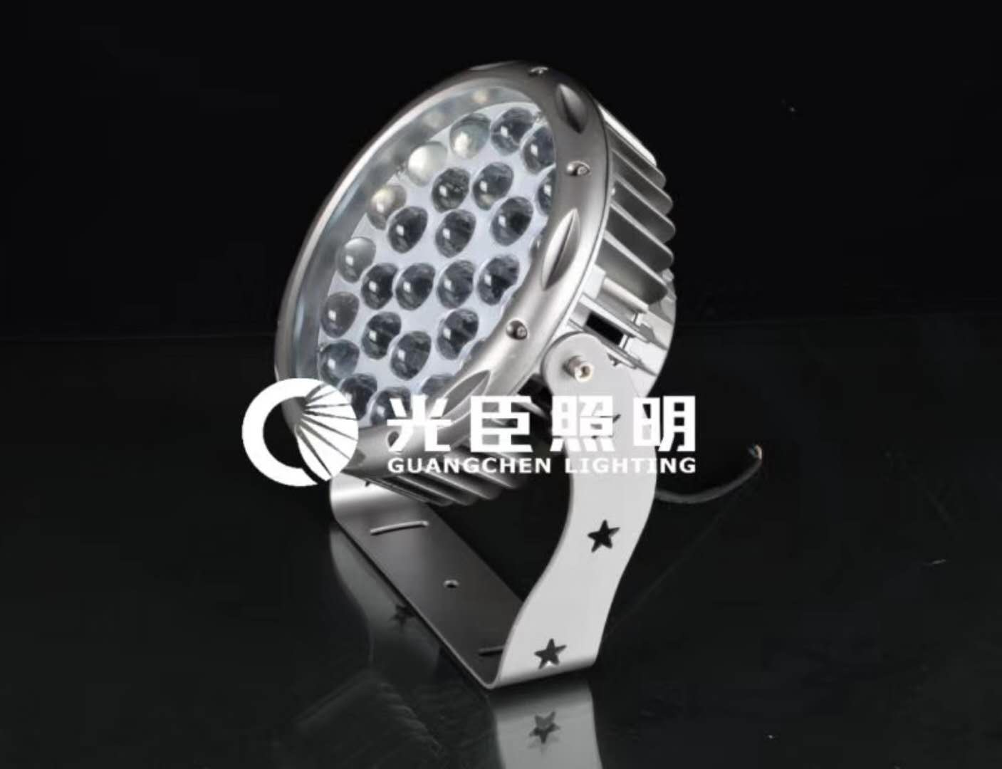 大功率窄光束投射燈，高樓亮化新寵兒