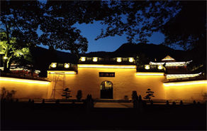 線條燈廠家告訴你夜景亮化工程如何配燈？