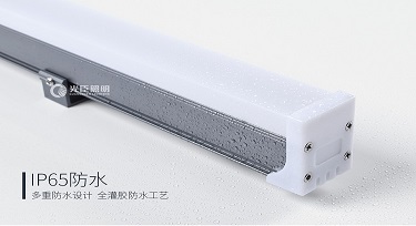 戶外「全彩線條燈」接上多端口控制器燈具無效果變化？